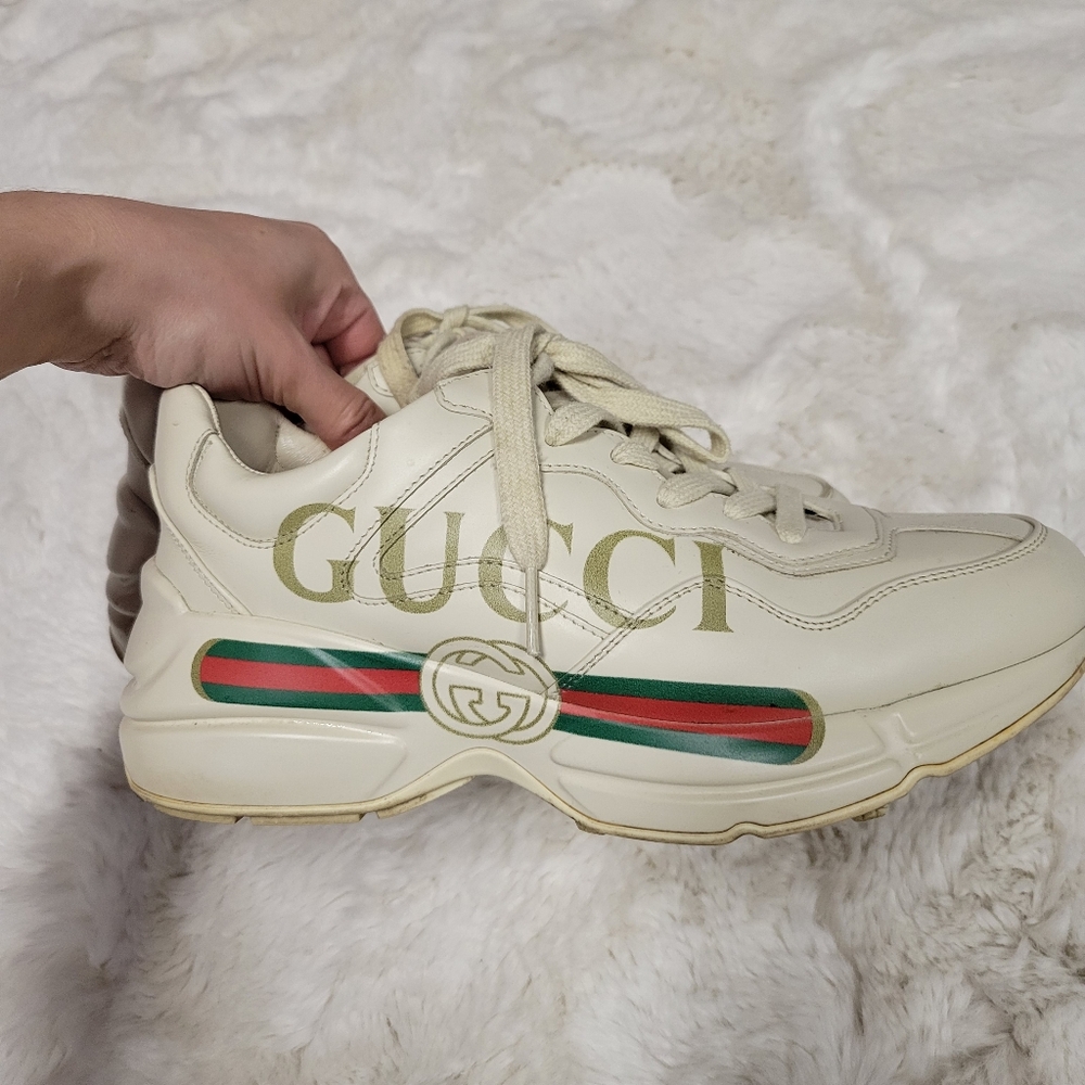 Gucci woman’s Rython Vintage logo leather sneakers Size 37 7 - Picture 5 of 14